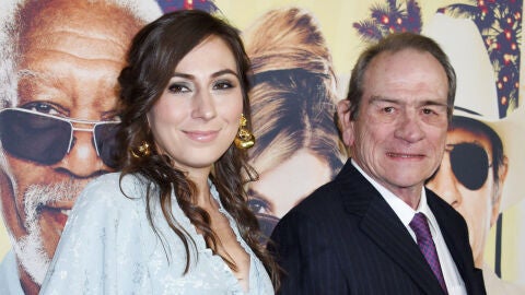 Victoria Jones y su padre, Tommy Lee Jones