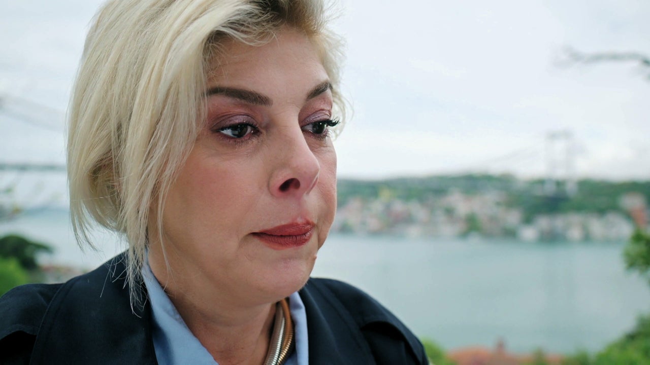 Mezide amenaza a Gülgün y la obliga a elegir entre Hattuc o la vida de Ferit