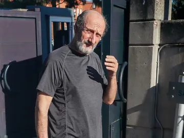 Irene Gil muestra un nuevo avance en la recuperación de su padre, José Luis Gil Irene Gil muestra un nuevo avance en la recuperación de su padre, José Luis Gil