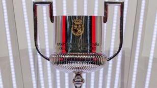 Imagen del trofeo de la Copa de su Majestad el Rey