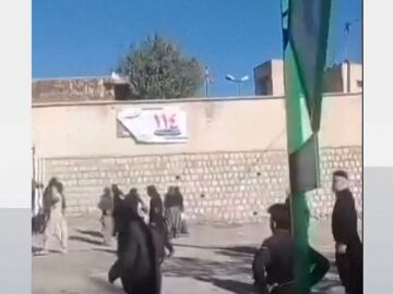 Protestas en Ir&aacute;n tras la devaluaci&oacute;n de la moneda y el deterioro econ&oacute;mico