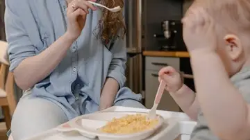 Alerta alimenticia: Esta leche para bebé contiene una bacteria venenosa Alerta alimenticia: Esta leche para bebé contiene una bacteria venenosa