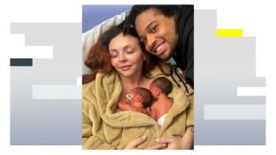 La cantante Jesy Nelson revela que sus hijas padecen una grave enfermedad: "Nunca podr&aacute;n caminar"