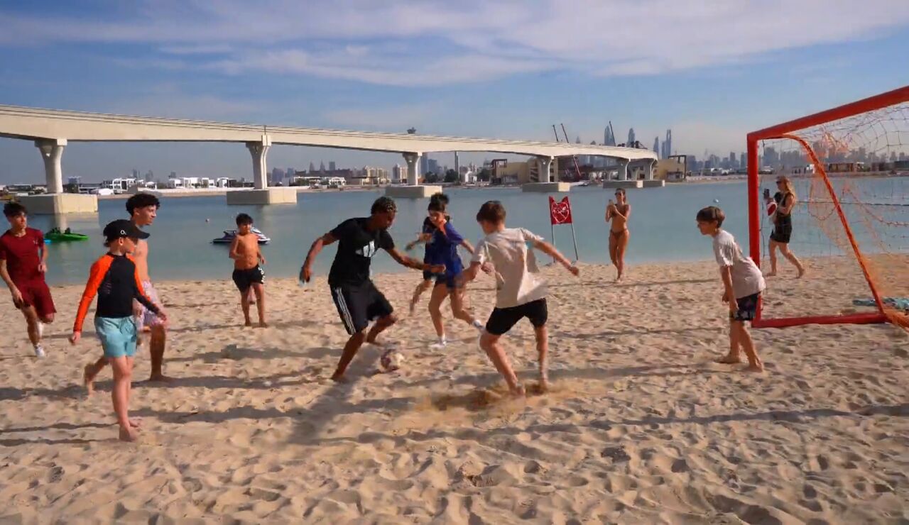 Las vacaciones de Lamine Yamal con su familia en Dub&aacute;i: "Me levant&eacute; enfadado otra vez"