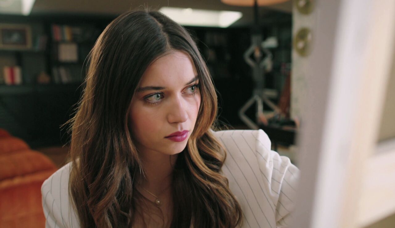 Seyran convierte su amor por Ferit en arte: el tierno momento que esconde su triste verdad