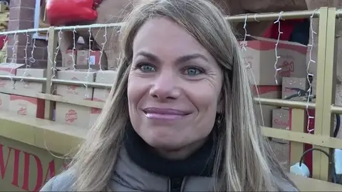 Carla Goyanes ante los micrófonos Carla Goyanes ante los micrófonos