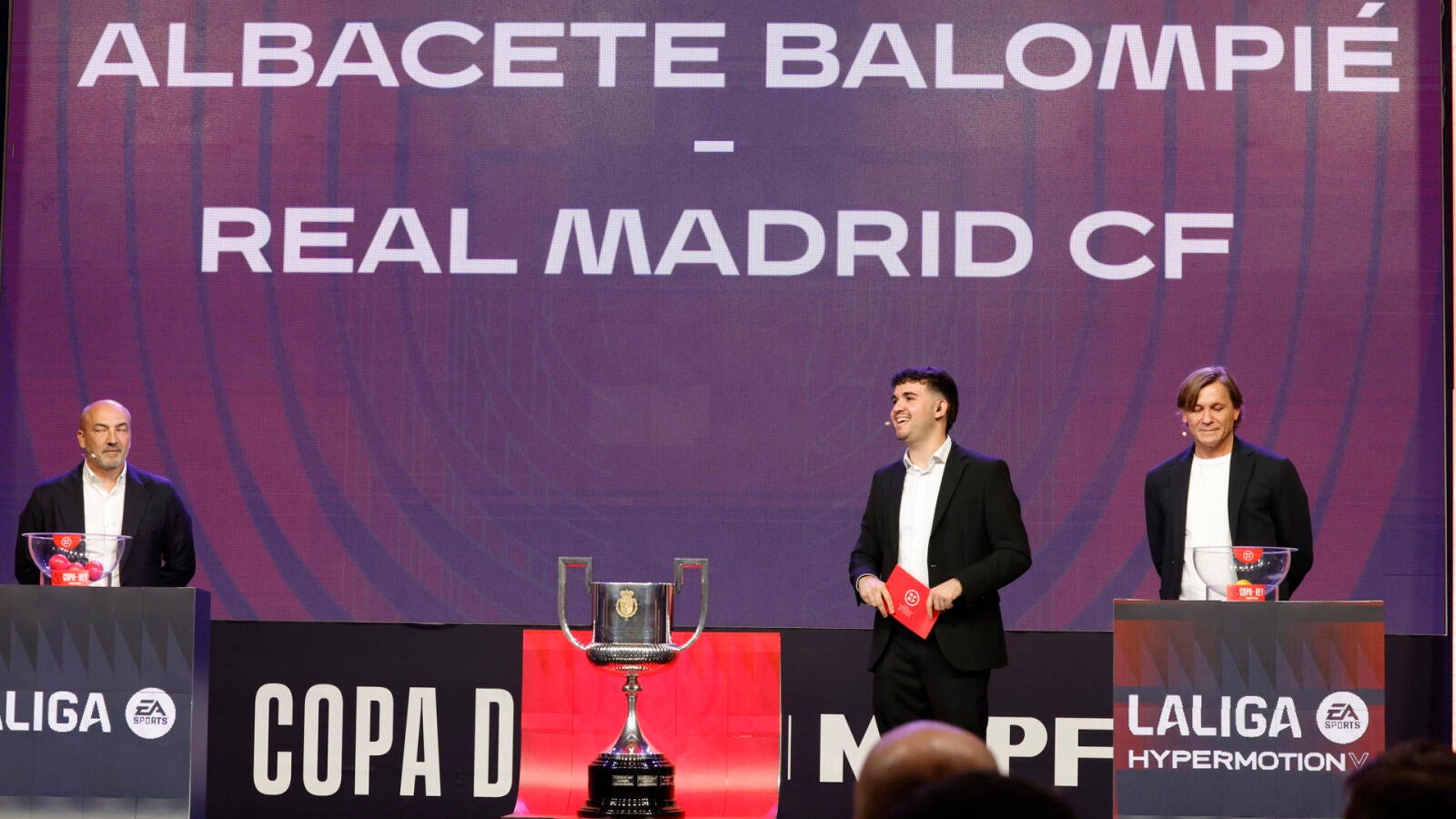 Partidos sorteo octavos Copa del Rey 2025 - 2026: Albacete - Real Madrid, Racing - Barcelona y Deportivo - Atlético