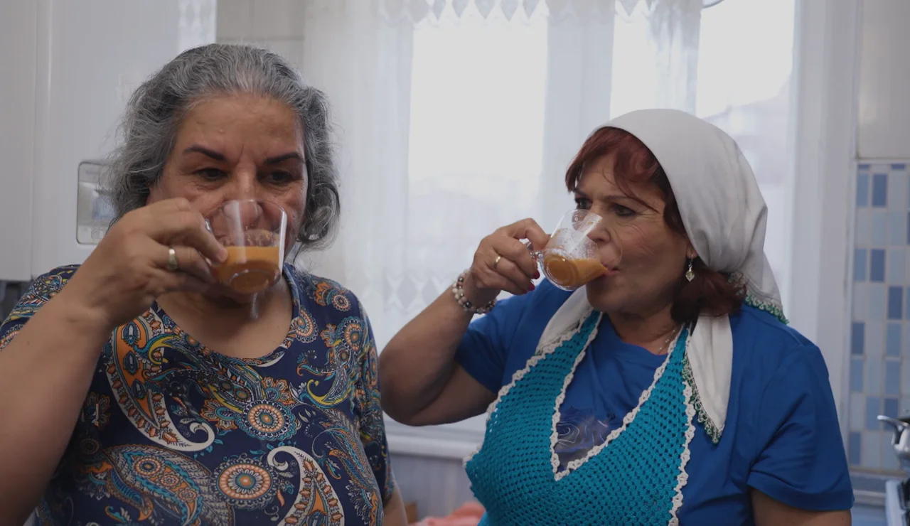 Una comida de lo más especial: Roberto Leal y Mercedes se adentran en la cultura turca