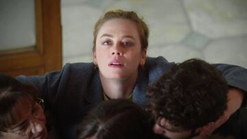 Bahar reflexiona sobre el amor y el destino: &ldquo;No sabemos qui&eacute;n nos har&aacute; da&ntilde;o o qui&eacute;n nos salvar&aacute;&rdquo;