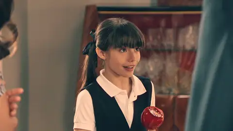 Begoña por fin respira aliviada: Julia aparece sana y salva con Gabriel Begoña por fin respira aliviada: Julia aparece sana y salva con Gabriel