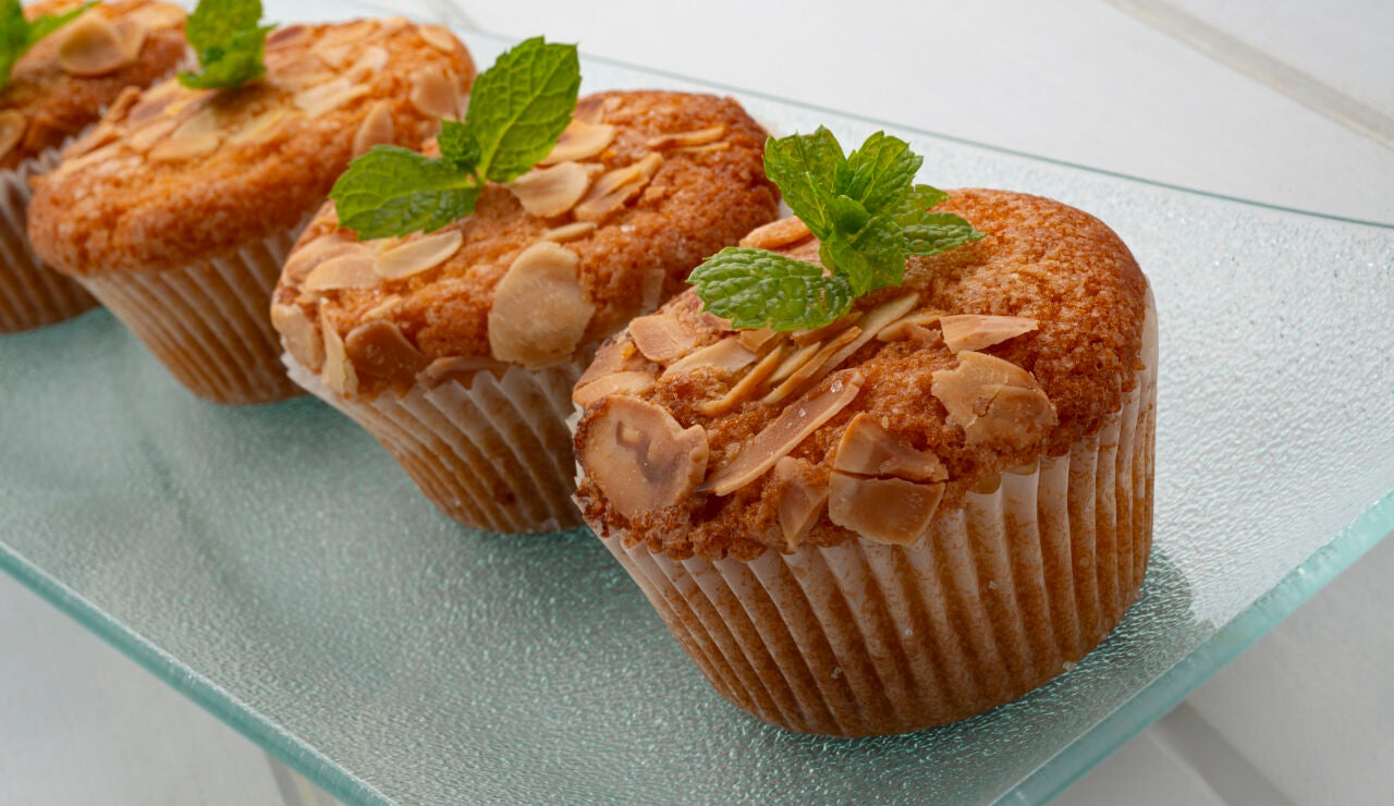 Magdalenas de mantequilla y almendra de Joseba Argui&ntilde;ano