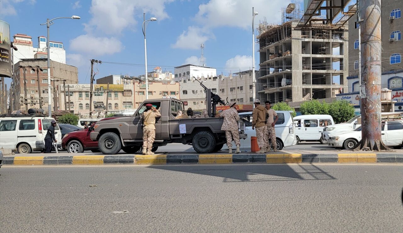 Soldados del Consejo de Transici&oacute;n del Sur (STC) en la ciudad portuaria de Ad&eacute;n, al sur del Yemen.