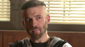 &ldquo;Te vas a comer los asesinatos de M&oacute;nica y Estrella&rdquo;: Serrano pone a Nando contra las cuerdas, esta noche en La Encrucijada