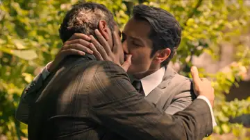 Pelayo le declara su amor a Darío y le hace una inesperada propuesta: “Vente conmigo a México” Pelayo le declara su amor a Darío y le hace una inesperada propuesta: “Vente conmigo a México”