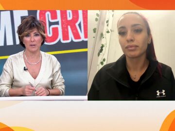 Criticada por regalarle un m&oacute;vil a su hija