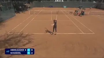 La 'Moussambani' del tenis: así fue la actuación más surrealista de la historia sobre una pista La 'Moussambani' del tenis: así fue la actuación más surrealista de la historia sobre una pista