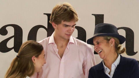 Olympia Beracasa, Miguel Urdangarin y la infanta Elena