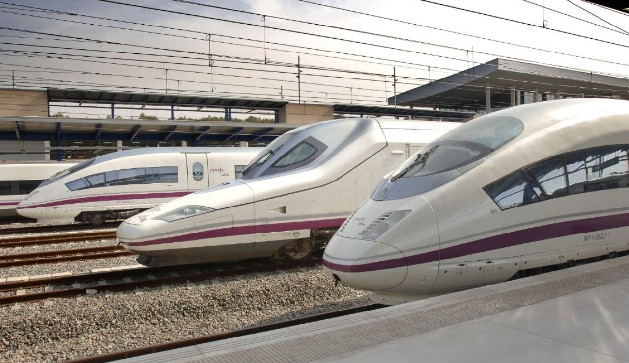 Un robo de cable interrumpe trenes de alta velocidad y provoca retrasos entre Andaluc&iacute;a y Madrid