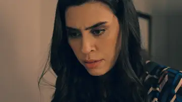 María roba el diario de Marta descubriendo su secreto mejor guardado, ¡su relación con Fina! María roba el diario de Marta descubriendo su secreto mejor guardado, ¡su relación con Fina!