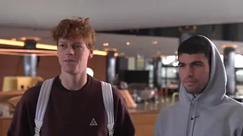 Alcaraz y Sinner, número 1 y 2 del mundo respectivamente Alcaraz y Sinner, número 1 y 2 del mundo respectivamente