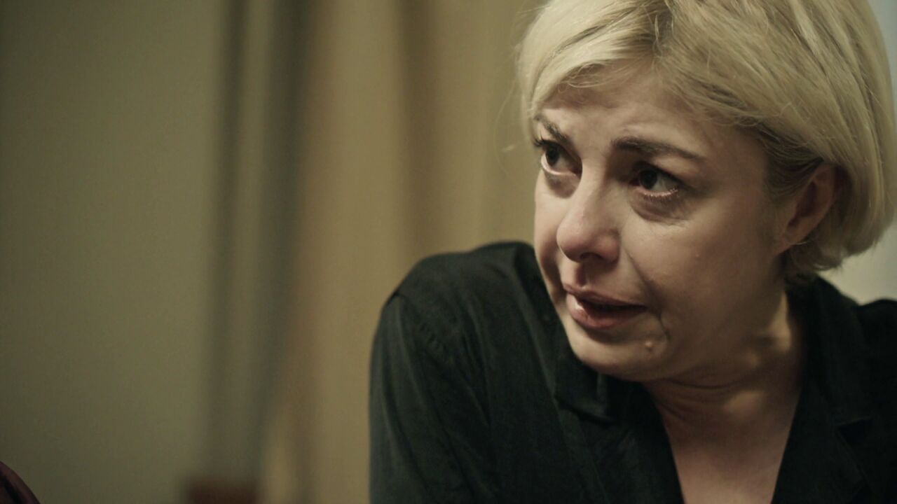 Gülgün confiesa que ella dejó la cabeza de carnero en su cama Gülgün confiesa que ella dejó la cabeza de carnero en su cama