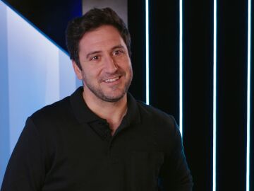 "&Eacute;l se queda prendado desde el primer momento": &Aacute;lex Gadea y Judith Fern&aacute;ndez analizan el inicio de la relaci&oacute;n entre Pl&aacute;cido y Clara