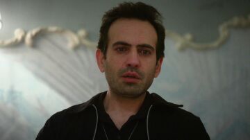 Una discusi&oacute;n, una ca&iacute;da y un trauma que vuelve: esta noche nada volver&aacute; a ser igual para Evren