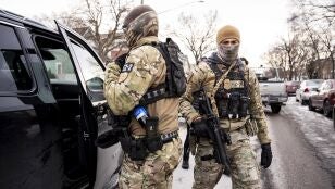 La Administraci&oacute;n Trump enviar&aacute; "cientos" de agentes m&aacute;s a Minneapolis ante las protestas contra el ICE