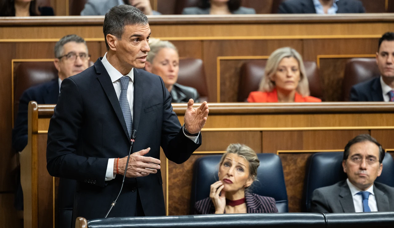 El presidente del Gobierno, Pedro Sánchez, interviene durante una sesión de control al Gobierno