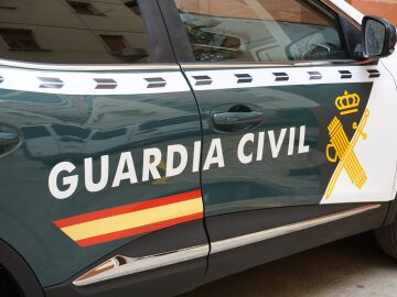 Imagen de archivo de un veh&iacute;culo de la Guardia Civil