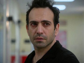 La lecci&oacute;n de vida del doctor Reha que hace llorar a Evren