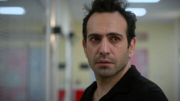 La lecci&oacute;n de vida del doctor Reha que hace llorar a Evren