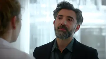 Harun tira la toalla con Bahar y acepta su destino: “Siempre llego tarde a ti” Harun tira la toalla con Bahar y acepta su destino: “Siempre llego tarde a ti”