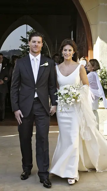 Xabi Alonso y Nagore Aranburu el día de su boda Xabi Alonso y Nagore Aranburu el día de su boda