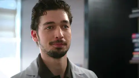 "Tú amaneciste con Harun, ¿quién actuó peor?": Uras humilla a Bahar y usa a Maral para vengarse de ella "Tú amaneciste con Harun, ¿quién actuó peor?": Uras humilla a Bahar y usa a Maral para vengarse de ella