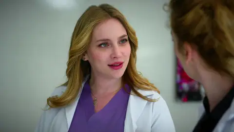 Maral desquicia a Bahar con sus planes de boda: “¿Por qué Uras me ha hablado de casarnos?” Maral desquicia a Bahar con sus planes de boda: “¿Por qué Uras me ha hablado de casarnos?”