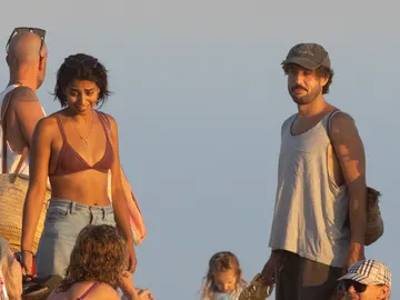 Lola Orellana y Cosme Daniel de vacaciones en Cádiz en 2024 Lola Orellana y Cosme Daniel de vacaciones en Cádiz en 2024