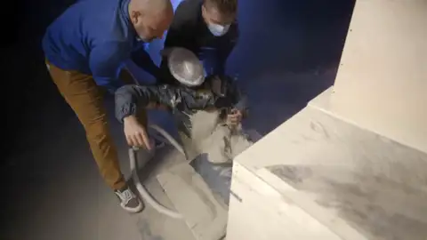 Daniel Illescas tiene que ser sacado en los ensayos Daniel Illescas tiene que ser sacado en los ensayos