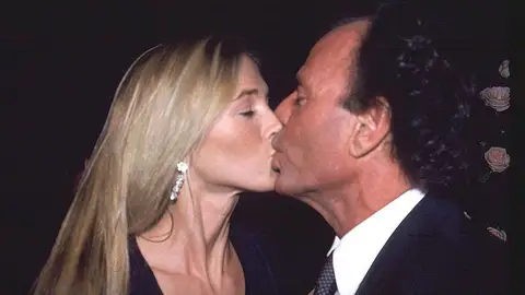 Julio Iglesias y Miranda Rijnsburger Julio Iglesias y Miranda Rijnsburger