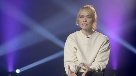 Patricia Conde ensaya con las cajas