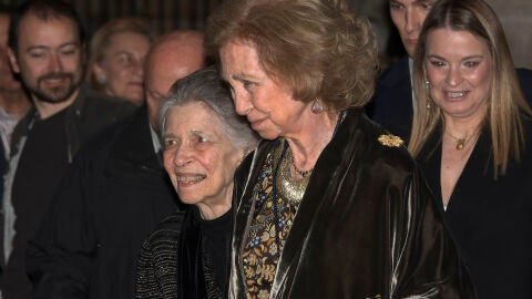 La reina Sofía y su hermana