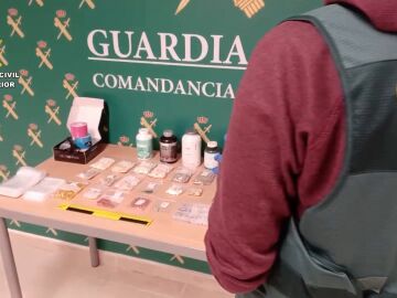 Productos m&eacute;dicos incautados por la Guardia Civil