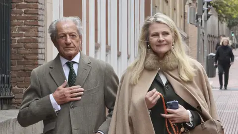 Philippe Junot y la exmodelo danesa Nina Wendelboe-Larsen Philippe Junot y la exmodelo danesa Nina Wendelboe-Larsen