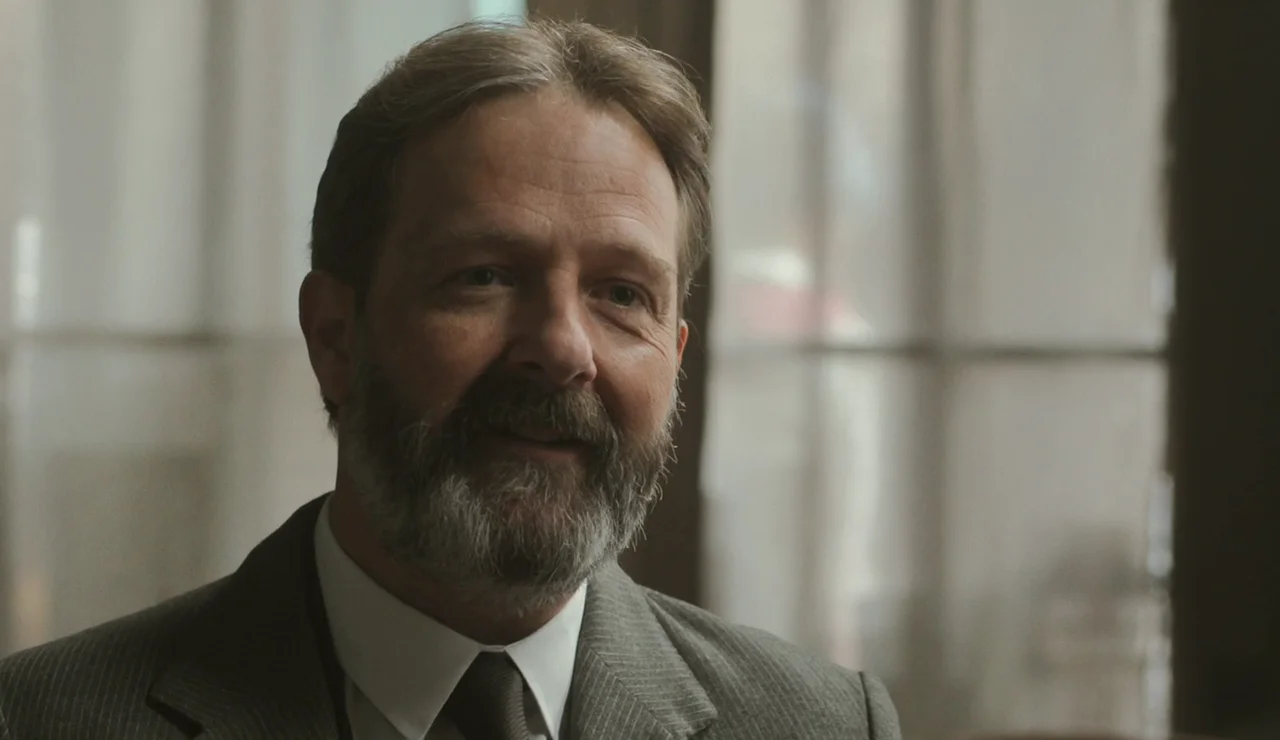 La sucia propuesta de Antonio Barba Peláez a Clara: renunciar al trato de su vida para salvar a su amiga