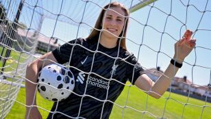 La portera alemana del Liverpool Rafaela Borggrafe