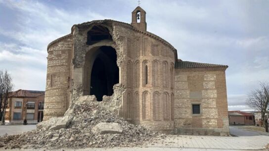 Se derrumba el &aacute;bside de una iglesia del siglo XIII declarada Bien de Inter&eacute;s Cultural