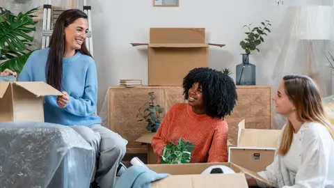 El método de las tres cajas para ordenar tu casa: "conservar, regalar o desechar"