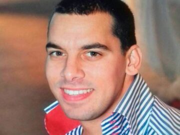 El exfutbolista Zivko Bakic de joven