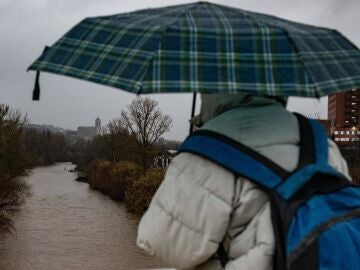 El 112 recibe 72 llamadas este s&aacute;bado por el episodio de lluvia y nieve en Catalunya
