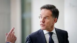 Dinamarca.- Rutte se reunirá el lunes con Dinamarca y Groenlandia en plena crisis por las pretensiones de Trump 11 December 2025, Berlin: German Chancellor Friedrich Merz (not pictured) gestures next to Mark Rutte, Secretary General of NATO, on the balcony of the Federal Chancellery at the start of a one-on-one meeting. Photo: Kay Nietfeld/dpa11/12/2025 ONLY FOR USE IN SPAIN
